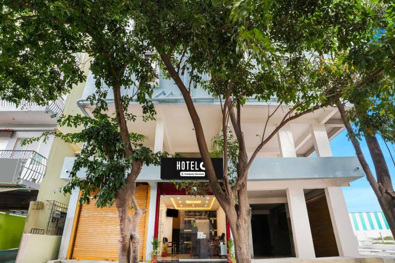 Hotel O K R Puram Manyata