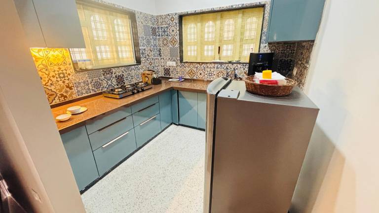 Bungalow Trimurtee Nagar