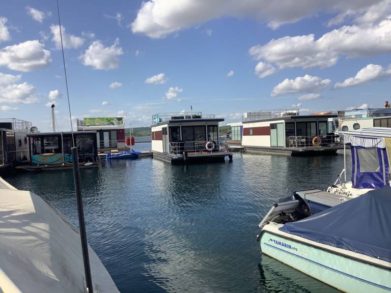 Hausboot Weißenfels