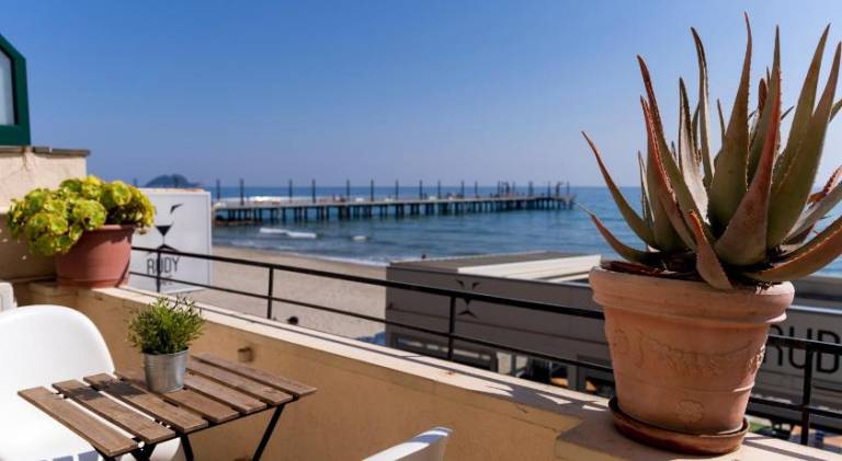Apartment | Next to the beach | Pet-friendly in Laigueglia