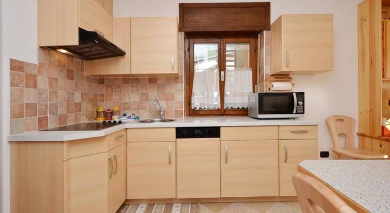 Holiday apartment with 1 room for 5 persons — photo 5