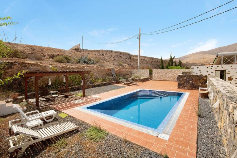 Ferienhaus mit Hund in Betancuria, Fuerteventura f&uuml;r max. 5 Personen am Atlantik