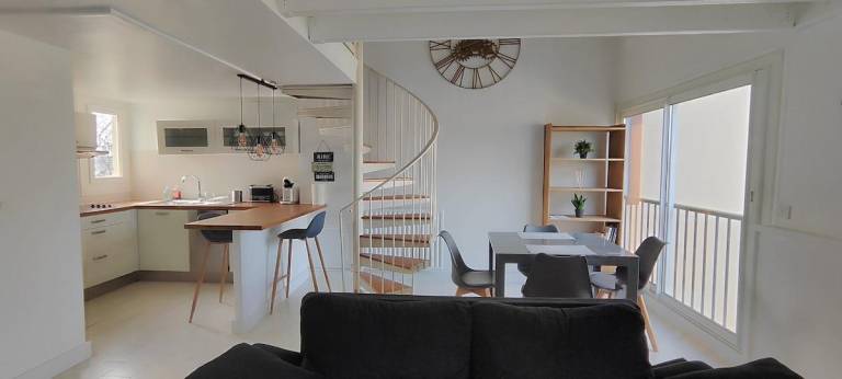Rental apartment with 2 rooms for 4 persons — photo 2