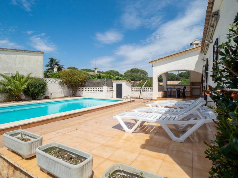 House with Private Pool in L'Escala, near Beach, sleeps 4 — photo 4