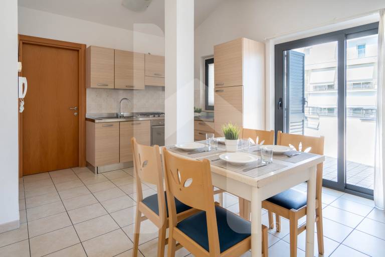 Apartment with terrace & pool | Beach view | Beach nearby | Dogs allowed — photo 4