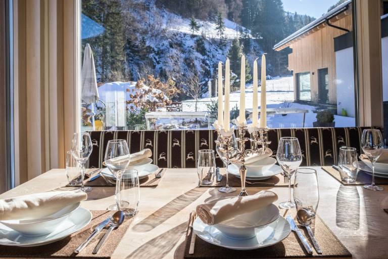 Luxurious Chalet "De Ultimis" with Large Garden and Mountain Views — photo 4