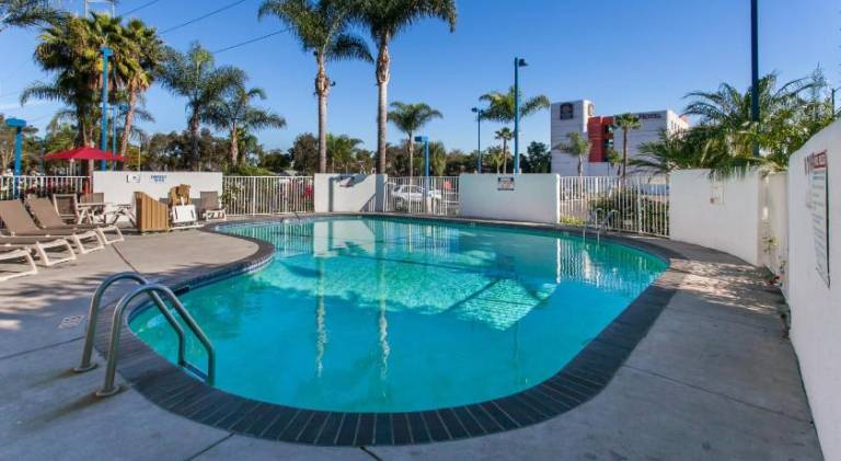Motel 6 Los Angeles, CA - Los Angeles - LAX — photo 5