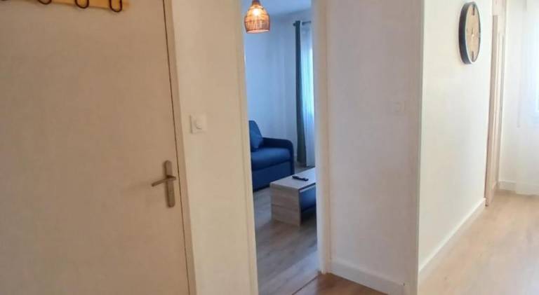 Apartment with yard, terrace & BBQ — photo 3