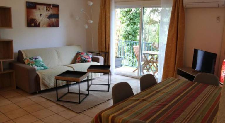 Wonderful rental apartment with pool | Pets are welcome in Canet-en-Roussillon