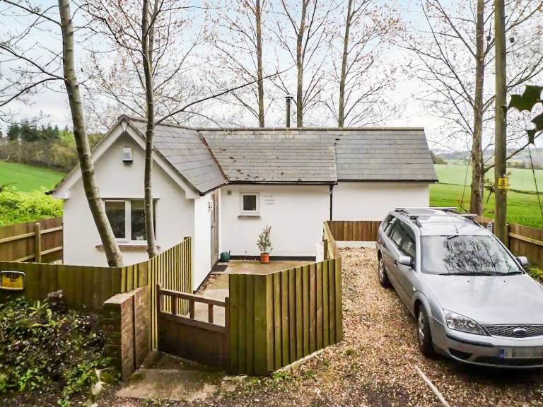 Cottage  Chudleigh
