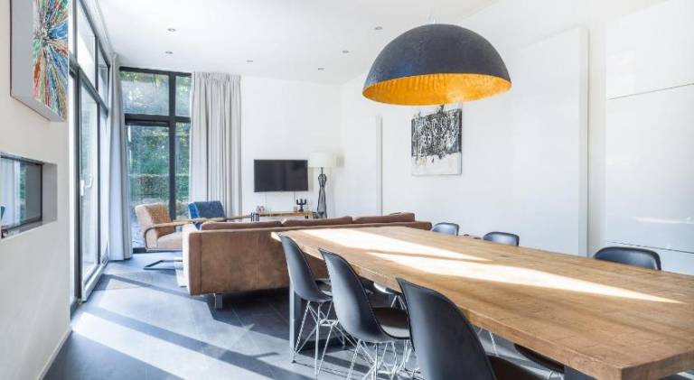 Vacation home with pool in Arnhem