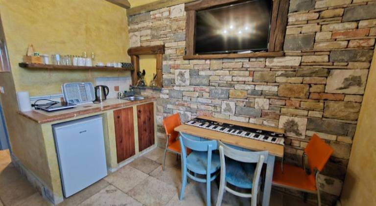 Serviced apartment with terrace, yard & sauna | Pets allowed — photo 5