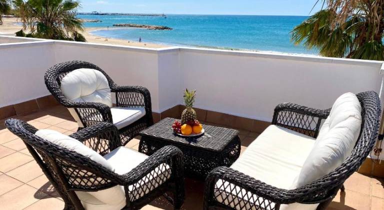 Vacation home with patio in Cambrils