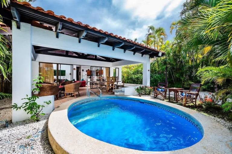 Villa  Playa Hermosa