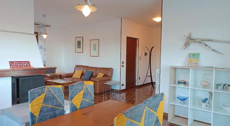 Family-oriented rental apartment with yard | Pet-friendly — photo 4
