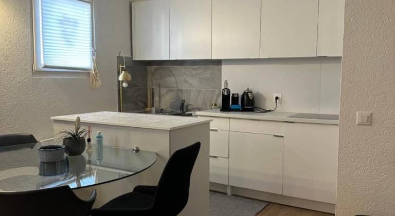 Rental apartment with 2 rooms for 6 persons — photo 3