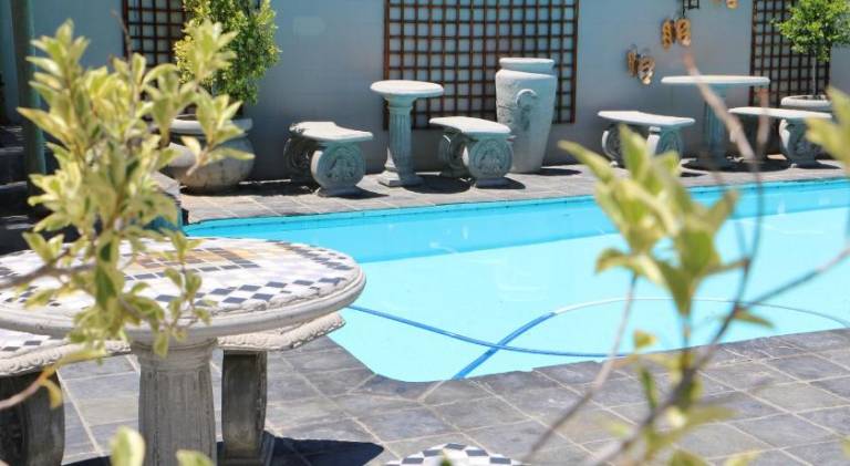 Child-friendly charming house with pool, garden & BBQ | Pets allowed in Nama Khoi
