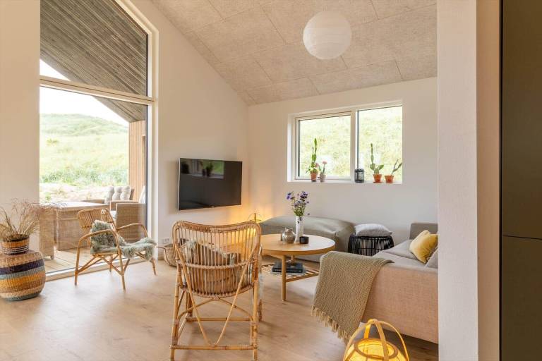 Fully equipped house with barbecue, yard & patio | Beach nearby | Pets are welcome — photo 3