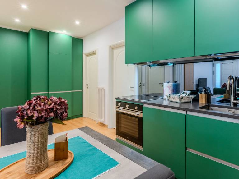 Apartment with barbecue, garden & patio — photo 3