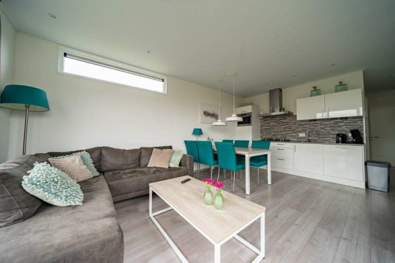 House with garden & patio | Beach nearby | Dogs allowed — photo 3