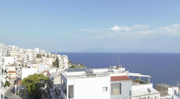 Holiday apartment with terrace — photo 4