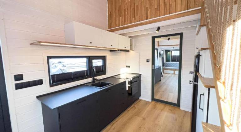 Holiday apartment with jacuzzi — photo 3