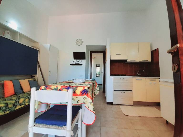 Children-friendly rental apartment with yard | Garden view | Next to the beach | Dogs allowed — photo 5