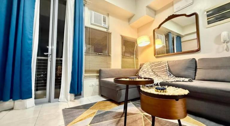Serviced apartment | Pet-friendly in Quezon City