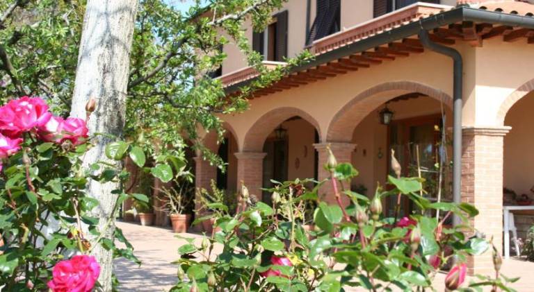 Farm with 1 room for 5 persons in Campiglia Marittima