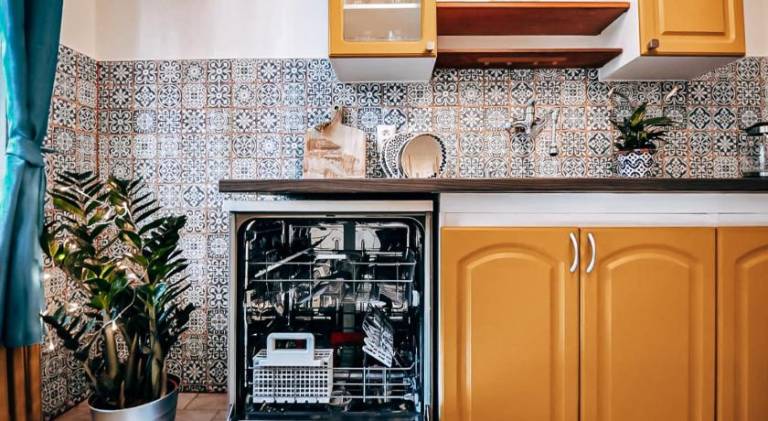 Apartment | Close to Dancing House — photo 4