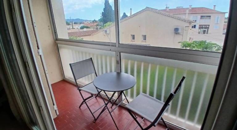 Apartment with 1 room for 4 persons — photo 2