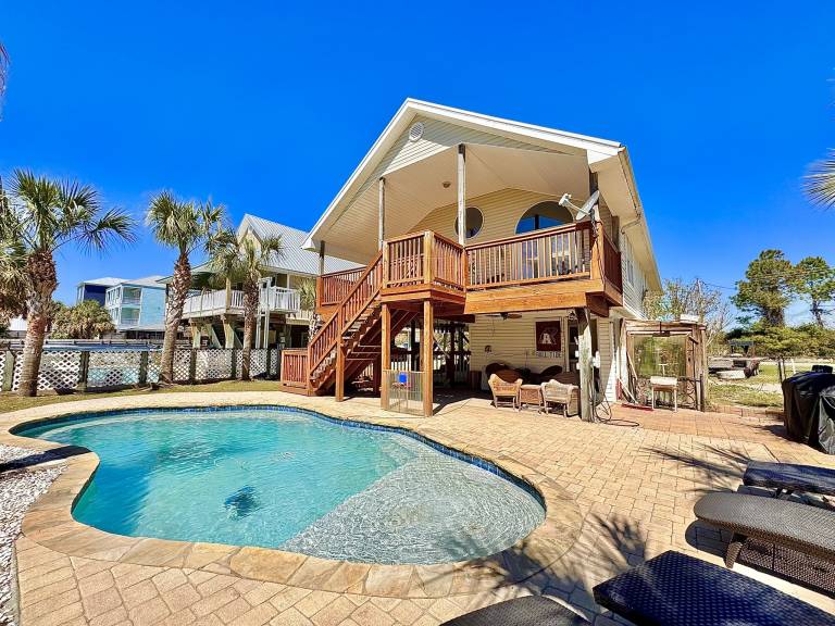 House with private pool & BBQ — photo 4