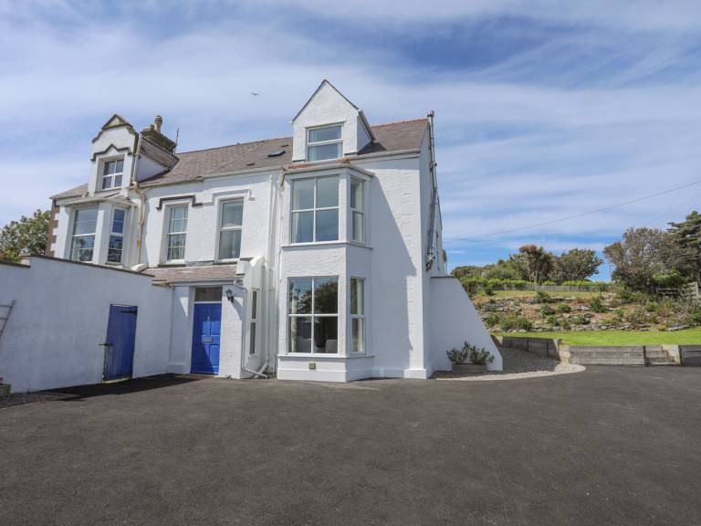 Cottage  Holyhead