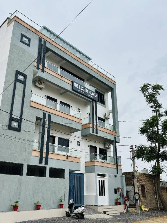 Hotel The Luxury Heaven