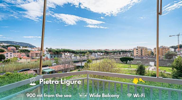 Holiday apartment with 1 room for 5 persons in Loano