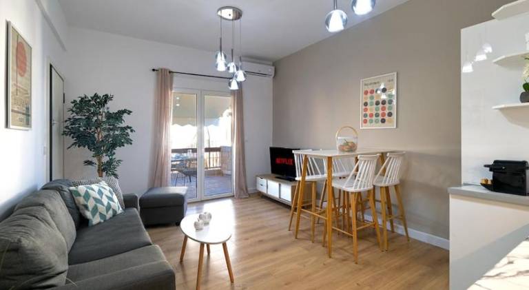 Charming apartment with terrace | Pets are welcome — photo 2