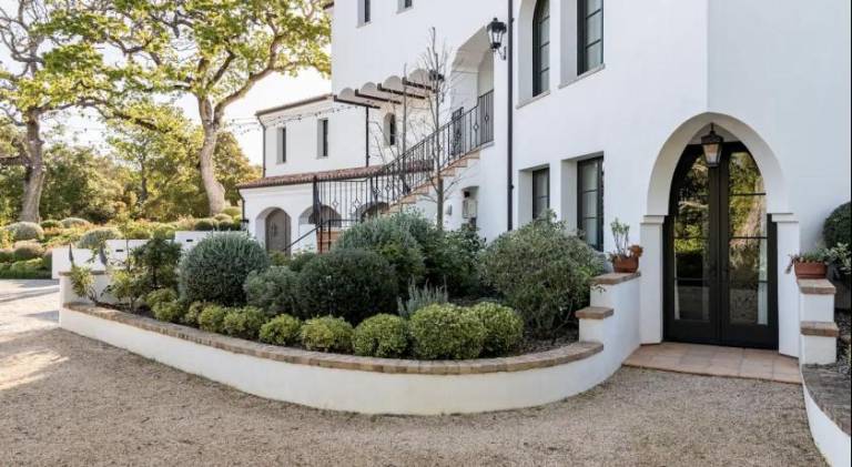 Exquisite Estately Villa — photo 4