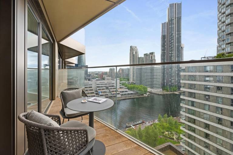 Apartment  Canary Wharf