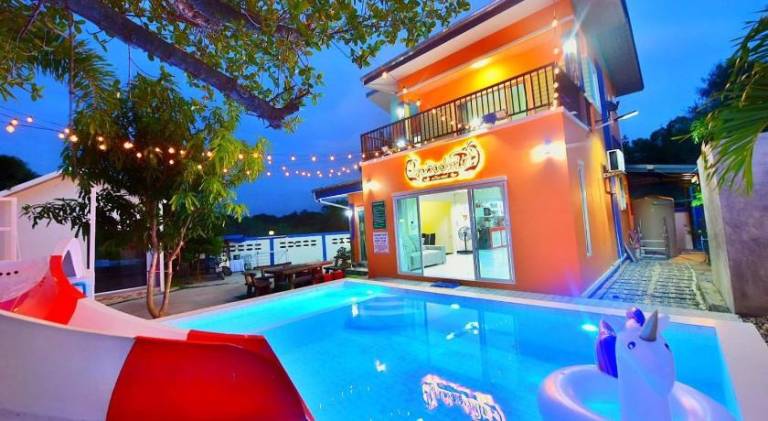 Villa with pool | Pets are welcome in Sattahip