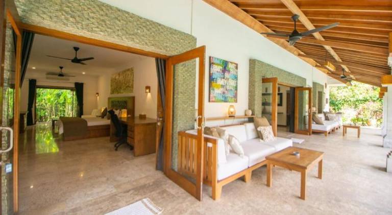 Villa with pool | Next to the beach | Pet-friendly — photo 4