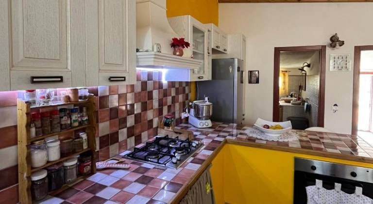 Vacation home with BBQ, terrace & yard | Suitable for remote work | Pets are welcome — photo 3