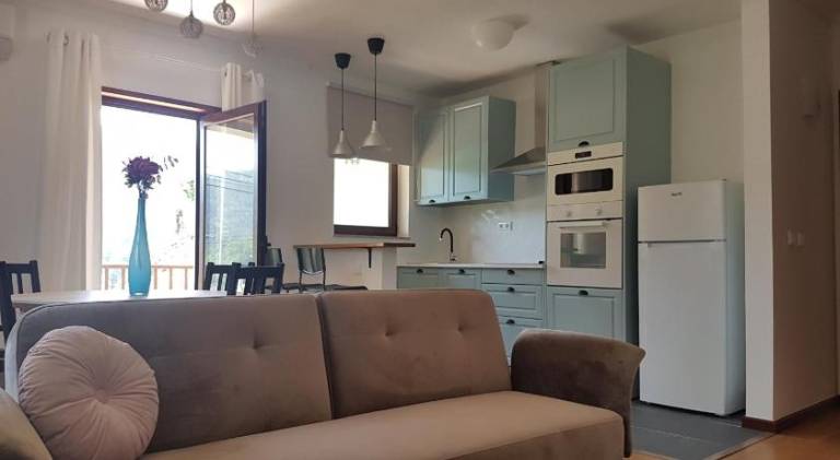 Beautiful rental apartment with yard & barbecue | Beach nearby | Dogs allowed — photo 2