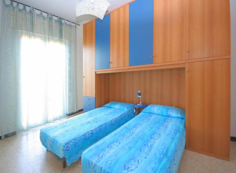 Child-friendly nice holiday apartment with terrace | Sea view | Next to the beach | Pets allowed — photo 3