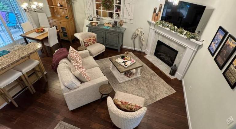 House with 1 room for 6 persons in Tigard, OR