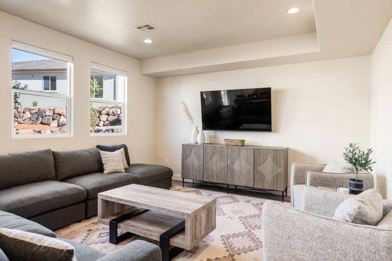 Fully equipped nice house with barbecue, pool & hot tub | Pets are welcome — photo 4