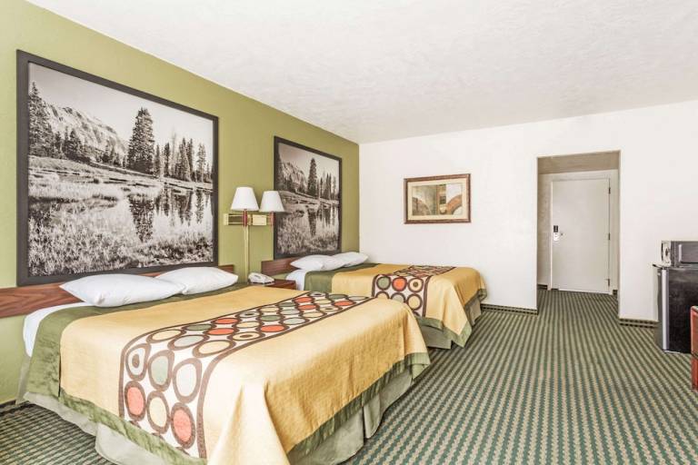 Motel  Wendover