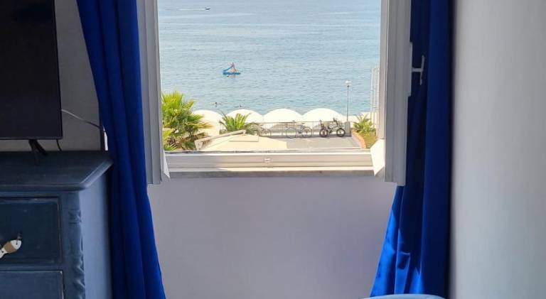 Holiday apartment with 2 rooms for 6 persons in Celle Ligure