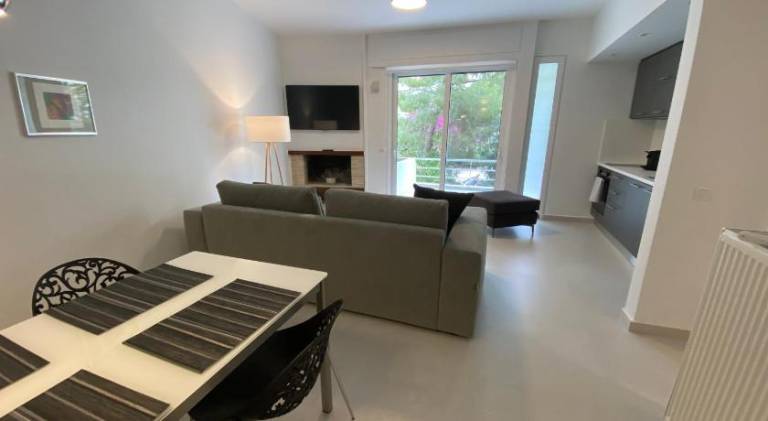 Lovely holiday apartment with patio | Next to the beach | Pets allowed — photo 2