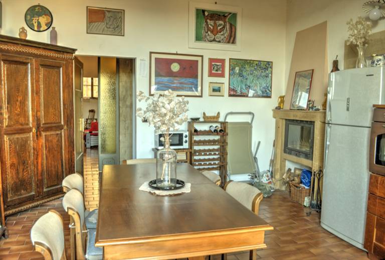 Palazzo Bonaccorsi in the historic center with a panoramic view — photo 4