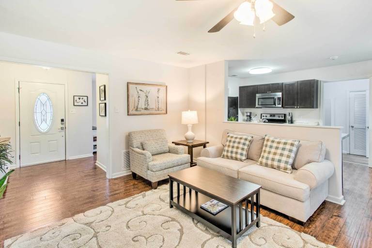 House  Hinesville